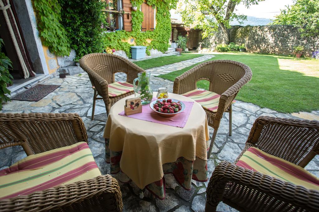 Rozina Vacation House Pliskovica Екстериор снимка